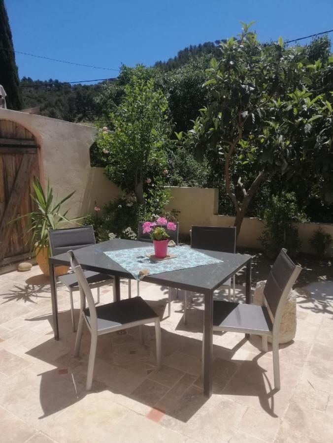 Maison Provencale - 2 Chambres - 2,5Km De La Plage Cassis Kültér fotó